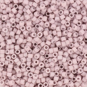 Miyuki Delica Perlen, DB 356 - 1, Opaque Mattes Hell-Mauve, 11/0 - Uniq Perler - DB - 356 - 1 - 4