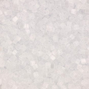 Miyuki Delica Perler, DB 635, Silk Satin Crystal, 11/0 - Uniq Perler - 114366