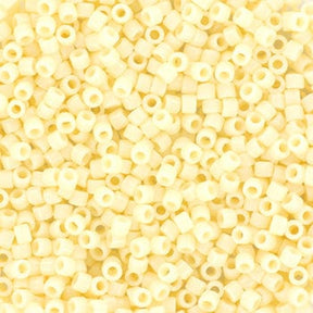 Miyuki Delica Perler, DB 732, Opaque Mørk Krem, 11/0 - Uniq Perler - 3896
