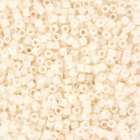 Miyuki delica's 11/0 - opaque white Glazed 1490 - Uniq Perler - 115993