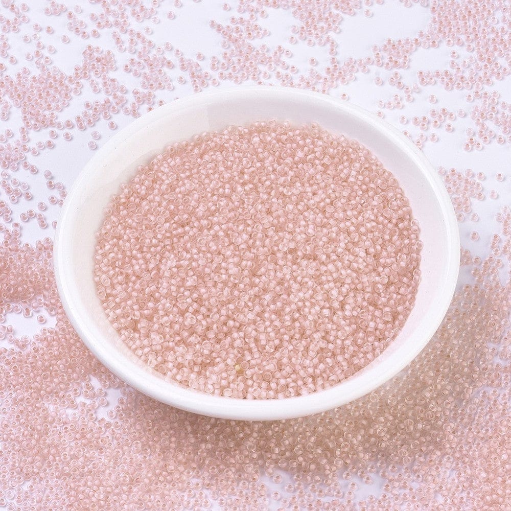 Miyuki Rocailles Perler, RR 1934, Semi - Frosted Baby Pink Lined Crystal, 11/0 - Uniq Perler - 768845