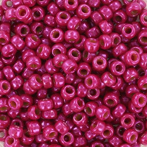 Miyuki Rocailles Perler – RR 4845, Opaque Dyed Fuchsia (8/0) - Uniq Perler - 8-4845-125