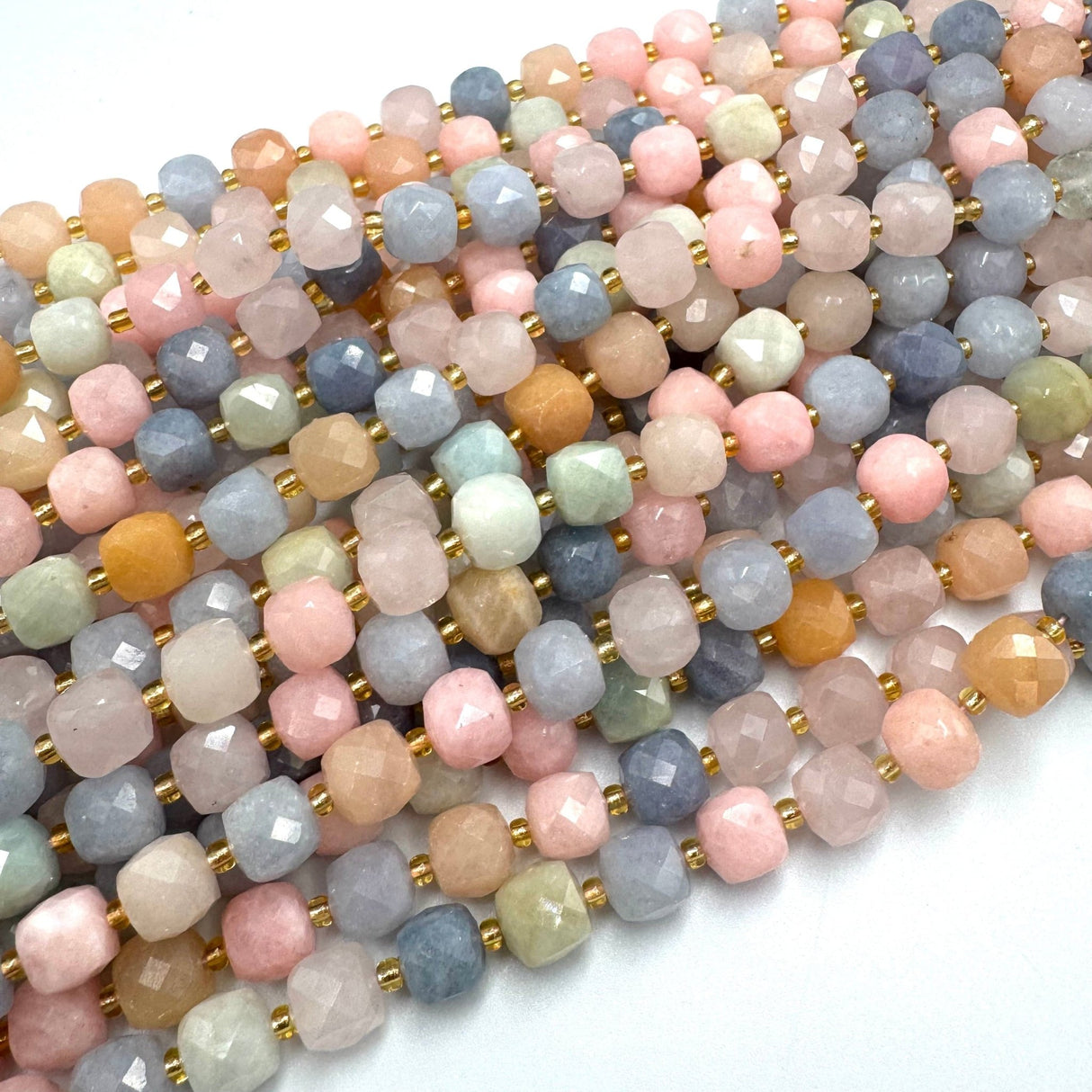 Morganit – Kubeformede Perler i Natursten (8 mm) - Uniq Perler - 88578