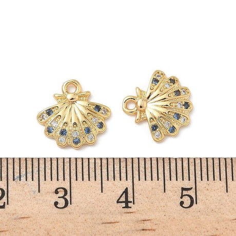 Musling formet vedhæng m. Zirkonia, Forgyldt Messing (12,5mm) - Uniq Perler - 115697