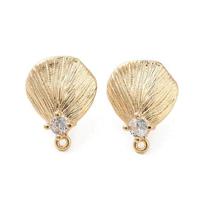 Shell Shaped Ear studs With Clear Zirconia Stones, 18K Gold-plated, 15x12mm - Uniq Perler - 114103