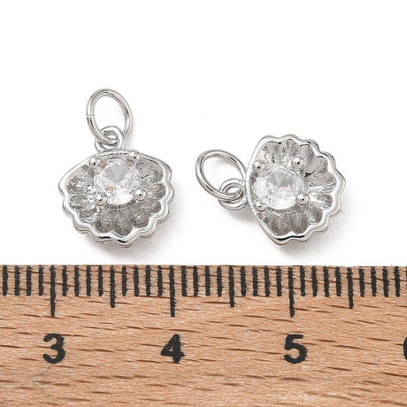 Muslinge Vedhæng Med Zirkonia – Langtidsholdbar Platinbelagt Messing (11x10x4,5mm) - Uniq Perler - 122570