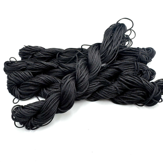 Nylon Tråd - Sort (1mm, Ca. 22 Meter) - Uniq Perler - 787024