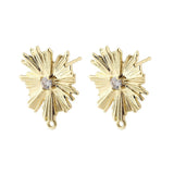 Ørestikkere i Messing – Blomst med Klare Zirkonia, 14K Forgyldt (16x19mm, Par) - Uniq Perler - 116174