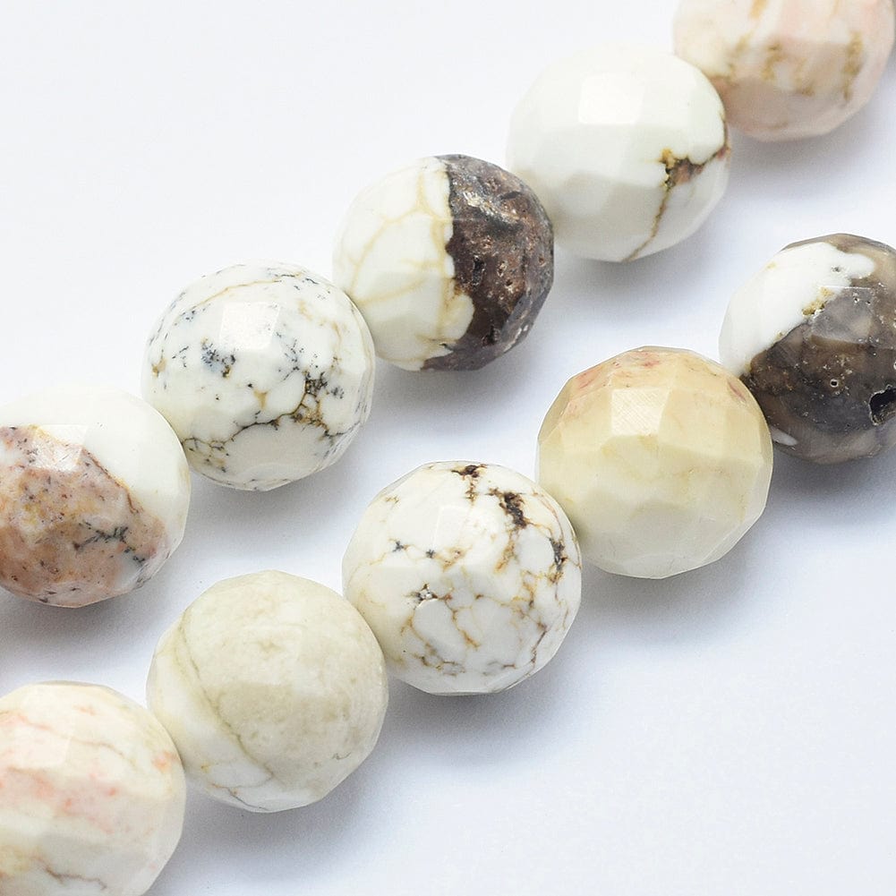Pandawhole Ass. perler og sten Magnesit, facetteret, 8 mm.