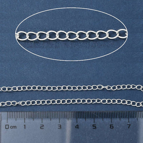 Panser Kæde – Forsølvet Stål (4x3x0,5mm, 1 meter) - Uniq Perler - 123479