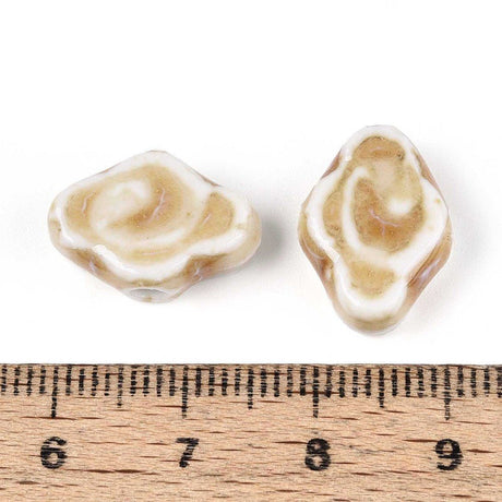 Porcelænsperler – Glaseret, Beige (10 - 12x16x6mm) 4 stk. - Uniq Perler - 122762