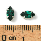 Preciosa Crystal Navette Mellemled – Emerald, Sølvbelagt Messing (8x4mm) - Uniq Perler - 122976