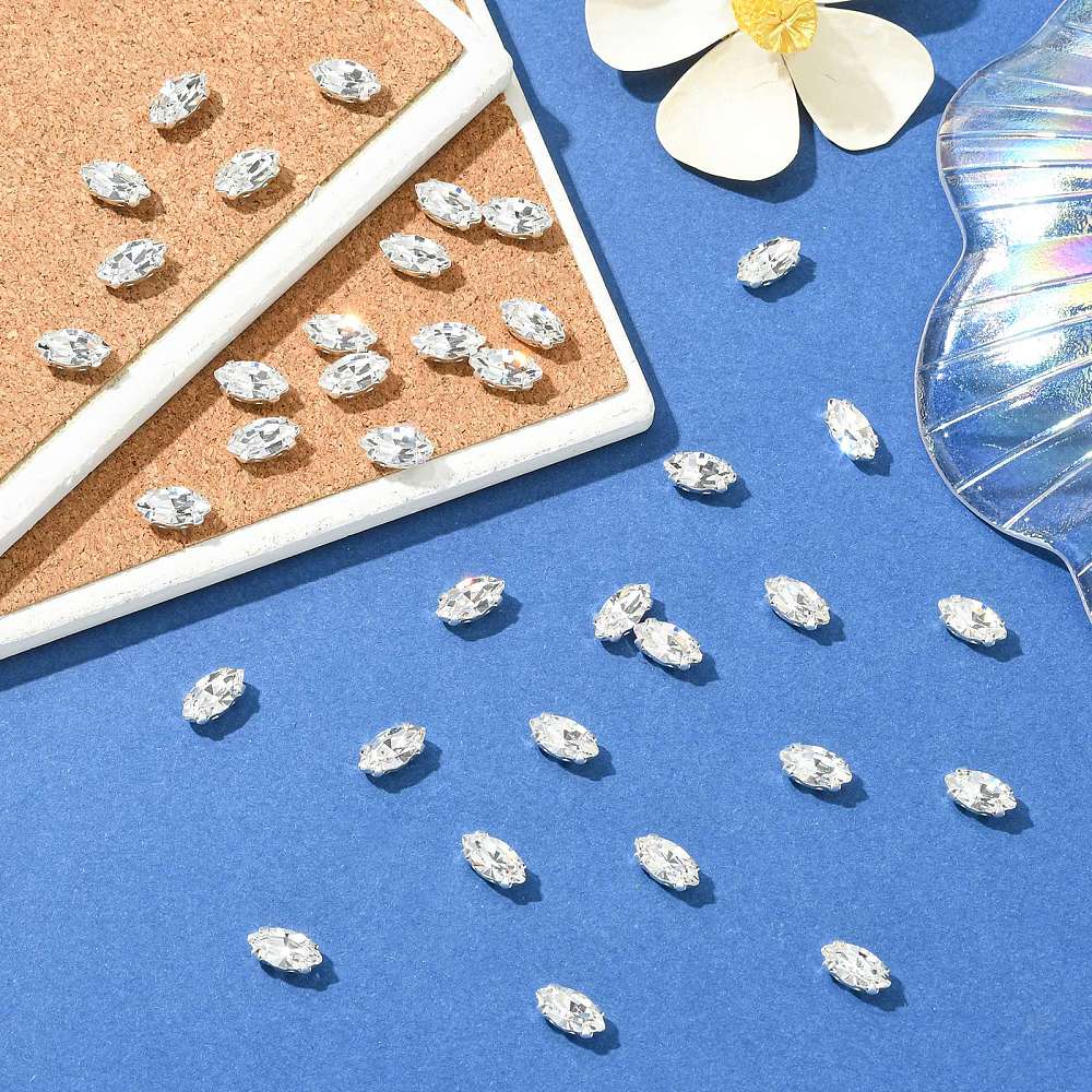 Preciosa MAXIMA – Navette, Klar Krystal, Sølvbelagt Messing (10x5mm) - Uniq Perler - 123075