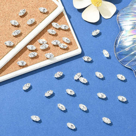 Preciosa MAXIMA – Navette, Klar Krystal, Sølvbelagt Messing (10x5mm) - Uniq Perler - 123075