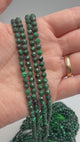 Malakit Perler – Facetteret Rund (4 mm)