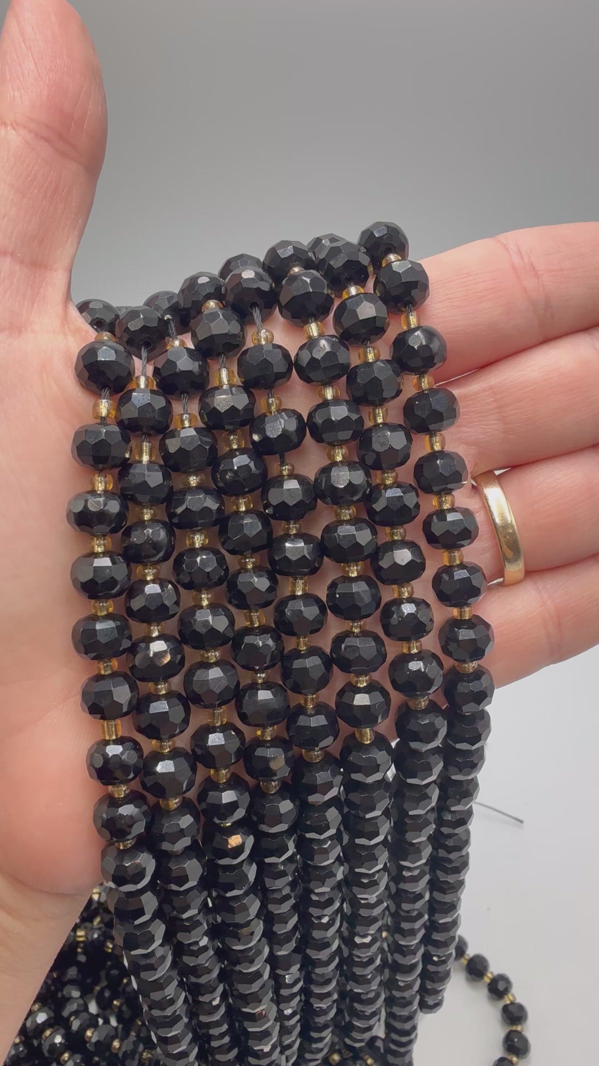 Black Onyx Beads – Faceted Rondelle (8x6-6.5mm)