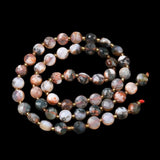 Rødt treagat perler – fasetterte flate runde perler (ca. 6–6,5 mm) - Uniq Perler - 