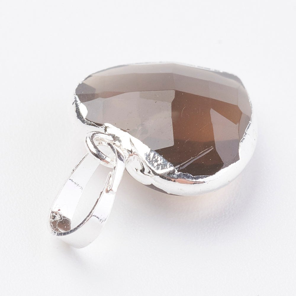 Rauchquarz Anhänger – Facettiertes Herz mit silberfarbenem Messing (14–15mm) - Uniq Perler - 117305