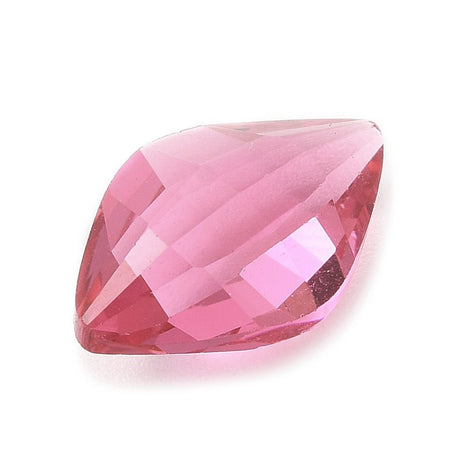 Rombe Rhinsten Cabochons – Pink, Facetteret (14x9x4,5mm) 4 stk. - Uniq Perler - 117521