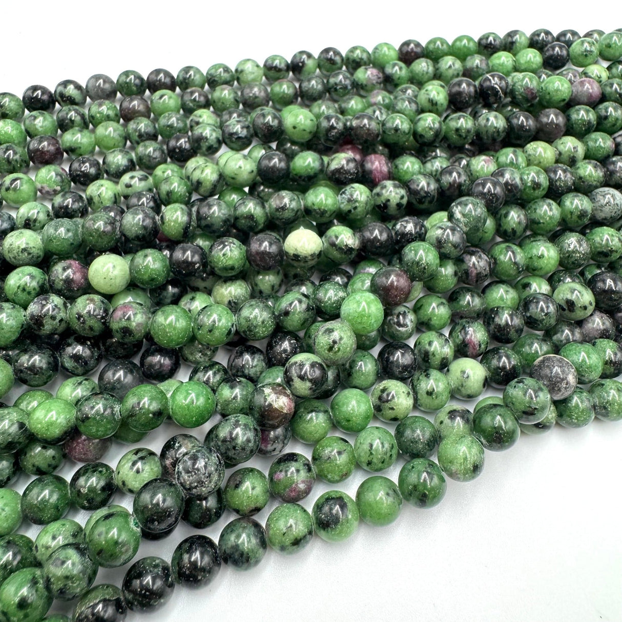 Rubin I Zoisit Perler, Rund (6mm) - Uniq Perler - 120845