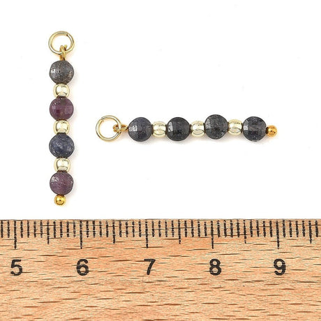Rundt Vedhæng – Rubin Og Safir, Facetteret, 18K Forgyldt (25x3,8x2,5mm) 2 stk. - Uniq Perler - 124016