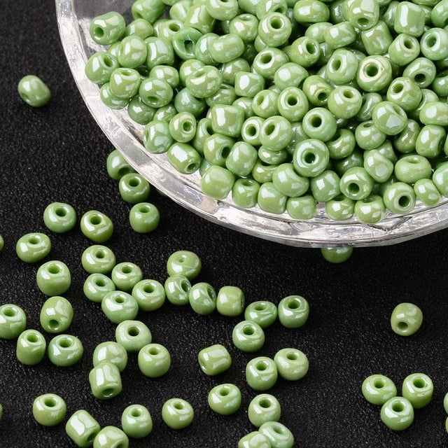 Seed Beads – Limegrøn, Rund (2mm, 450g) - Uniq Perler - 0000014683
