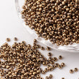 Seed Beads – Metallic Mørk Guld (12/0, 2mm) 450g - Uniq Perler - 126430