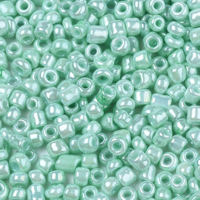 Seed Beads – Mint Grøn, Rund (2 - 2,5mm, 450g) - Uniq Perler - 0000014669