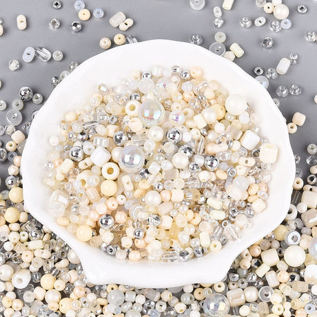 Seed Beads – Mix Hvide/Beige Farver (1,8–9,2mm) 20g - Uniq Perler - 115226