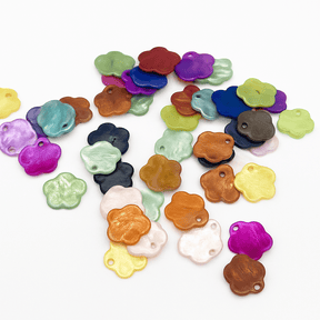 Shell Flower Pendant, Color Mix, (11 - 12mm, 50 pcs.) - Uniq Perler - 132024