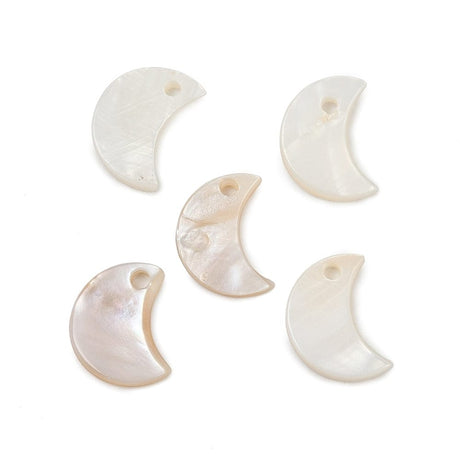 Shell Måne Vedhæng – Cremehvid (13x8mm, 10 stk) - Uniq Perler - 115999