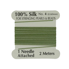Silkesnor med Nål – Lys Grøn, Str. 4, (0,60mm, 2m) - Uniq Perler - 114038