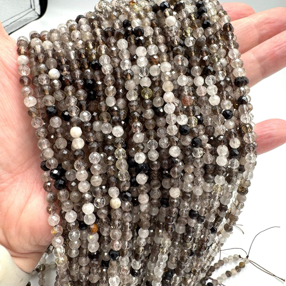 Smokey Kvarts, Facetteret, 4mm - Uniq Perler - 114309