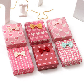 Smyckeskrin med rosett – Blandade färger (5x8x3cm), 6 st - Uniq Perler - 114547