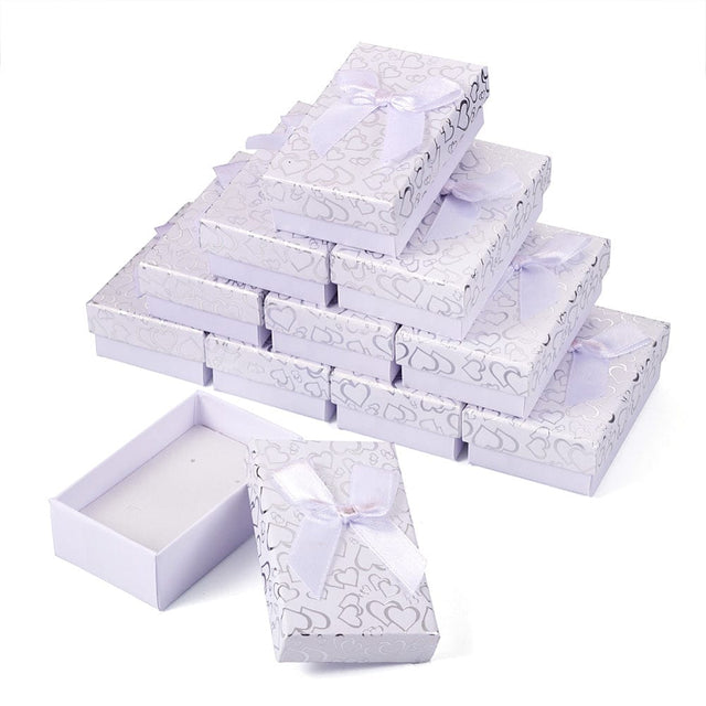 Smykkeæsker Med Sløjfe Og Hjerter – Hvid (5x8x3cm), 6 Stk - Uniq Perler - 755778