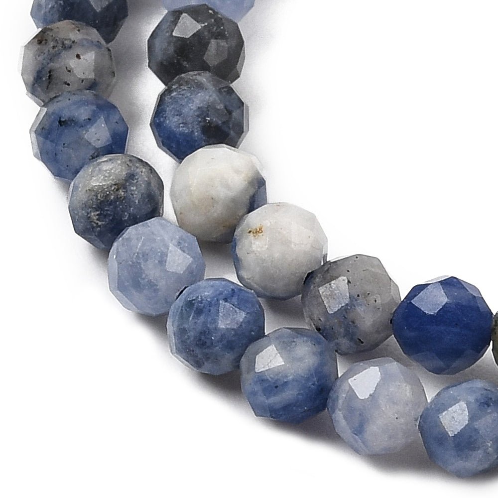 Sodalit Facetterede Perler– Natursten (4~4,5mm) - Uniq Perler - 