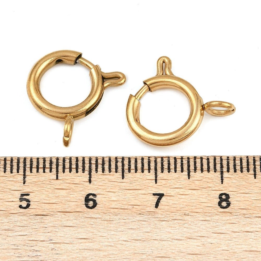 Springring Lås i Forgyldt Stål – Vandfast (12mm) - Uniq Perler - 