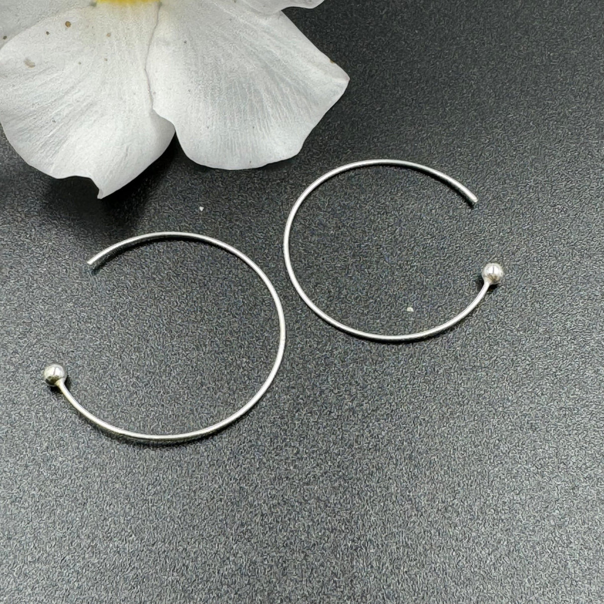 Sterling Sølv 925 Creoler - Med Stopper Perle (20mm) - Uniq Perler - 0001489376