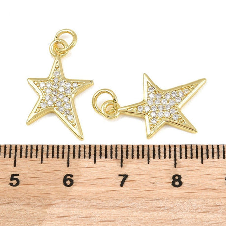 Stjerne Vedhæng Med Zirkonia – Langtidsholdbar 18K Forgyldt Messing (20x13x1,5mm) - Uniq Perler - 125722