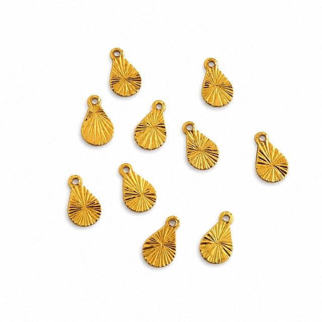 Teardrop Vedhæng Med Mønster – Forgyldt Messing (10x5mm, 10 Stk) - Uniq Perler - 677654