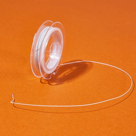 Tiger Tail Wire - White Smoke, Nylon Coated Stål (0,38mm, 10m) - Uniq Perler - 1111490029