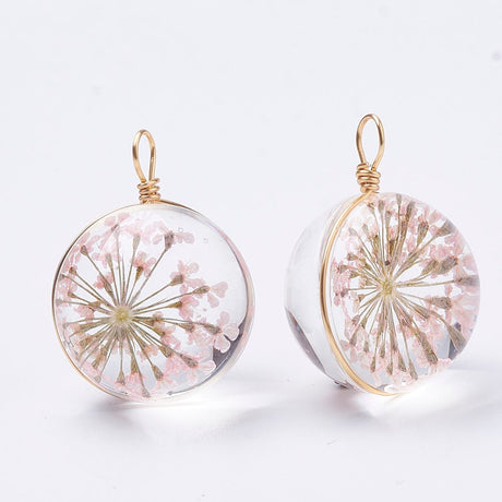 Tørrede Blomster Vedhæng – 18K Forgyldt Messing, Pink (19x14mm) - Uniq Perler - 118658