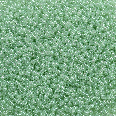 TOHO Seed Beads – Ceylon Celery, Round (2.2mm) 11/0