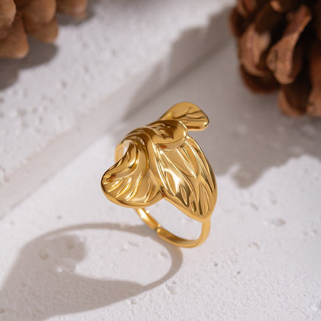 Vandfast Blad Fingerring - 18K Forgyldt Stål (17mm) - Uniq Perler - 