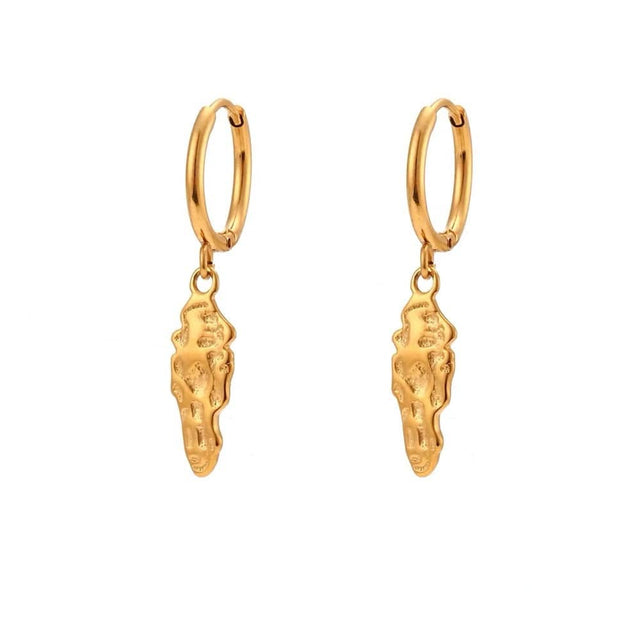 Vandfast Forgyldte Creoler Med Smukt Organisk Vedhæng - Uniq Perler - 115585