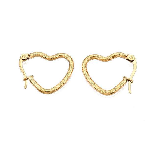 Vandfast Hjerte Creoler Med Banket Udtryk - 18K Forgyldt Stål (18x22mm) - Uniq Perler - 506565