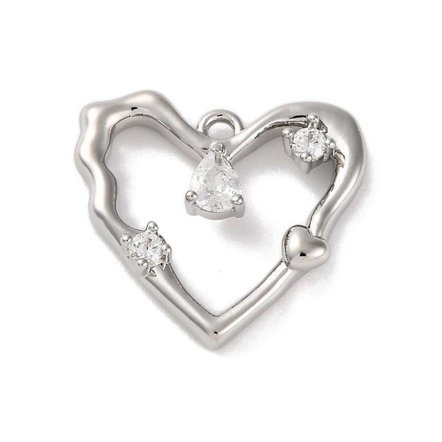 Vandfast Hjerteformet Vedhæng Med Zirkonia – Platinbelagt Messing (15,5x17mm) - Uniq Perler - 126157