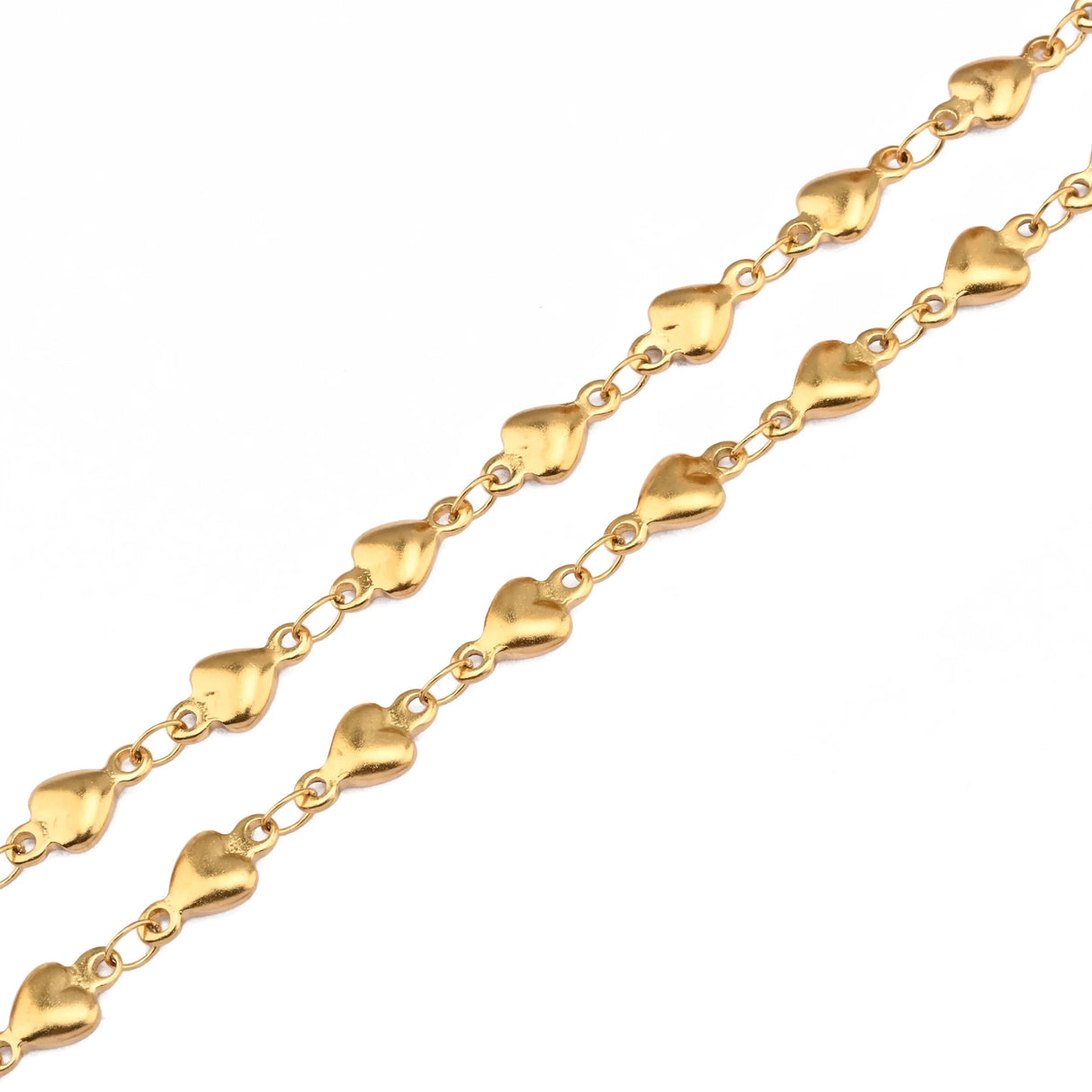 Vandfast Kæde Med Hjerteled – 18K Forgyldt Stål (5,3mm) 1m - Uniq Perler - 117493