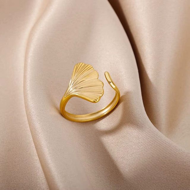 Vandfast Og Regulerbar Ring Med Lotus Blad Af Forgyldt Stål - Uniq Perler - 114646