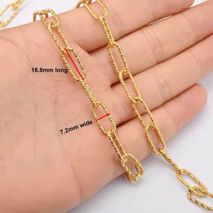 Vandfast Papirklips Kæde Med Mønster, 18K Forgyldt Stål, 16,8x7,2mm - Uniq Perler - 827331